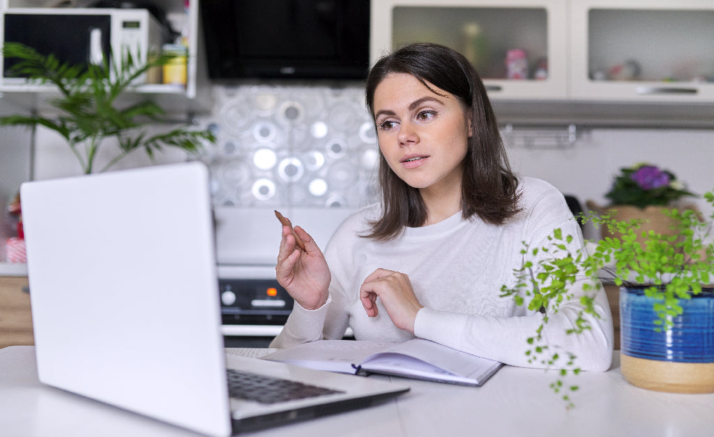 Hot Topics Online Mentorship - Ongoing